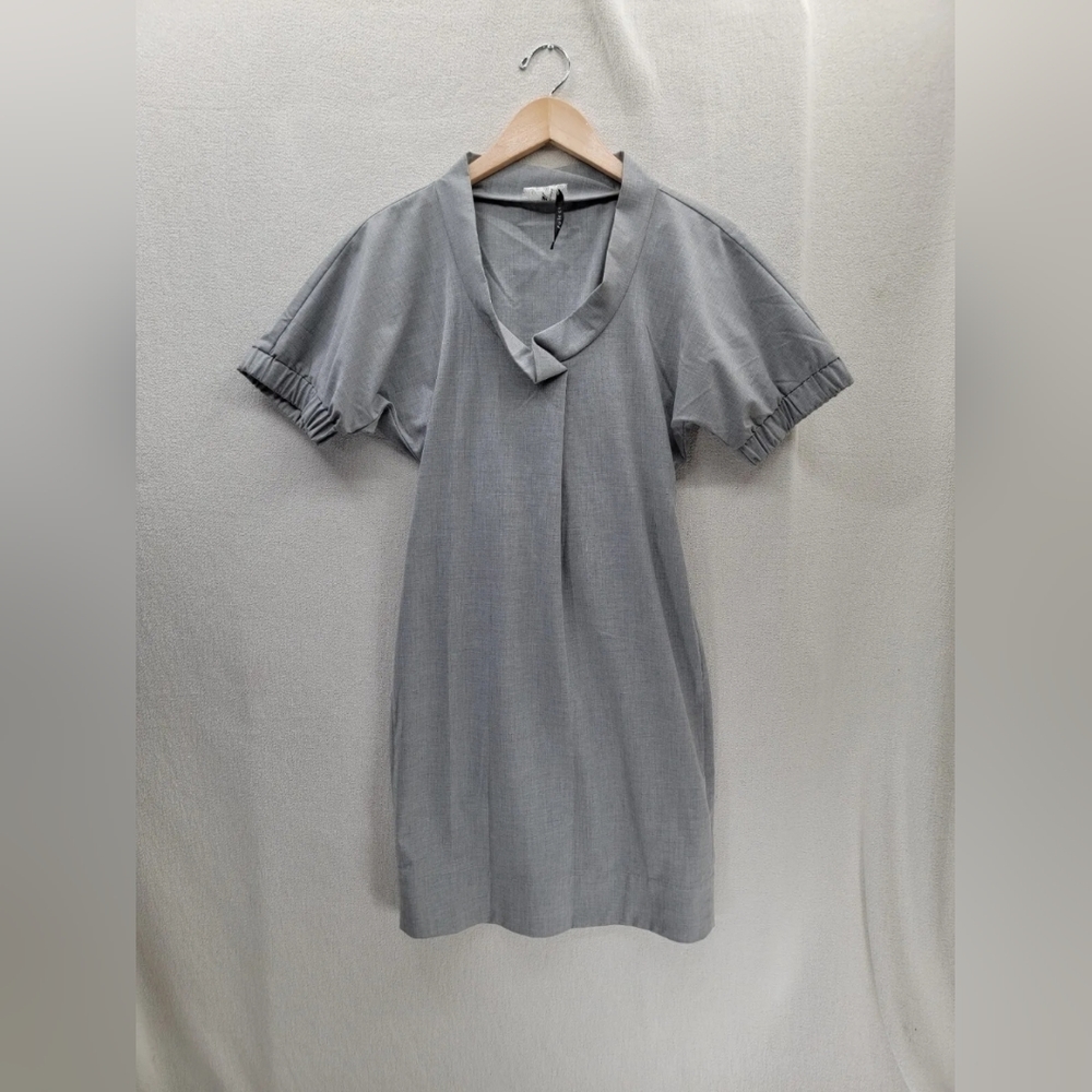 Poleci Gray Short Sleeve, elastic back & sleeves Dress Size-0